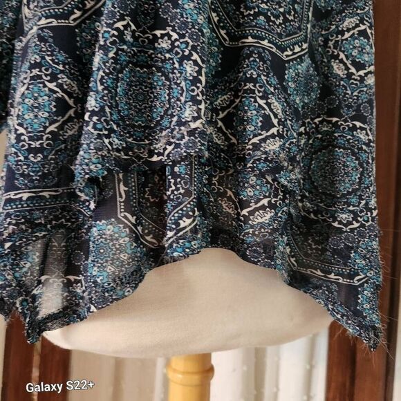 F91 Croft & Barrow blue sheer pattern lined blouse - Picture 4 of 11